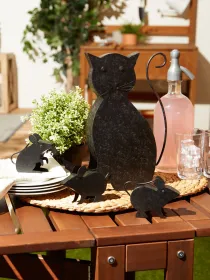 CAT WITH MICE SCULPTURE